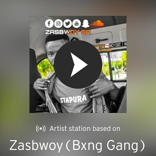 BxngGxng's tweet photo. Zasbwoy just dropped  my music 
Lastee &amp; Rowlene X Zasbwoy -Afraid -https://t.co/HJQzjOYx0h
Tellaman &amp; Nasty C × Zasbwoy -Run  It https://t.co/1EaTmGkiP6
 Tellaman &amp; Zasbwoy -Manace_Tella https://t.co/Ki7IlGgzsu
 @TallRacksRec 
@RedBullMusic 
#Liftasyourisee
@Nasty_CSA 
@TELLAMAN https://t.co/W9bOhveUfm