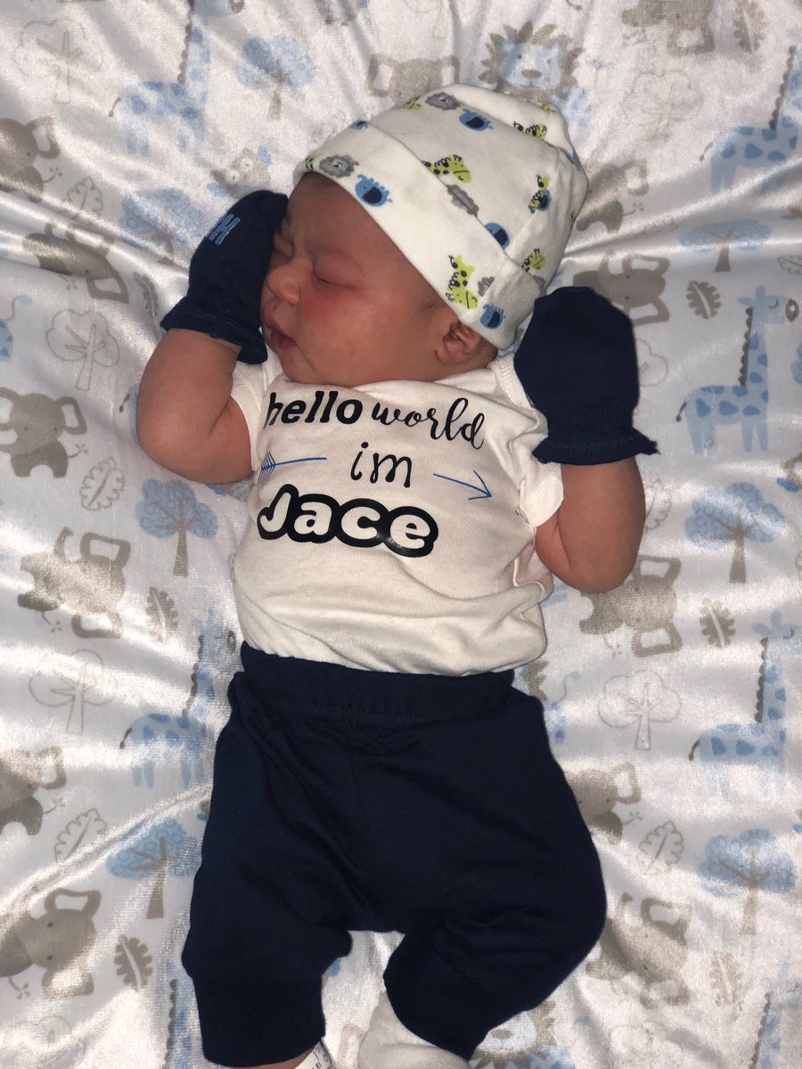 Thomas3Josh's tweet photo. Meet Jace 💙🖤 https://t.co/tvRKlovXOz