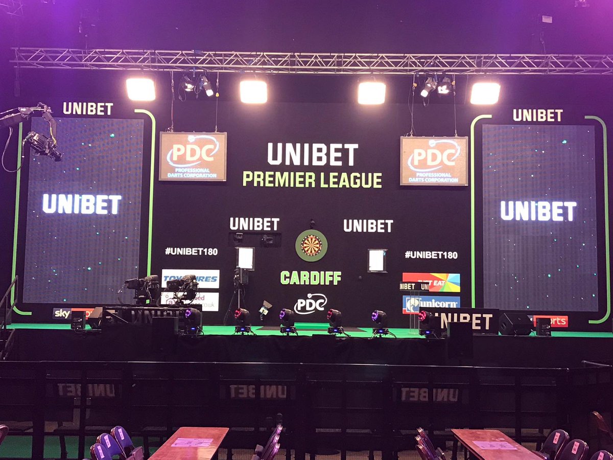 Thursday night means Premier League. Tonight I’m back in Cardiff. I won the Champions League in Cardiff so hopefully it brings me luck. I’ll also need the all the luck you can send. Playing Daryl Gurney in a vital match tonight. #BullsDarts #XDarts #Soccercoin