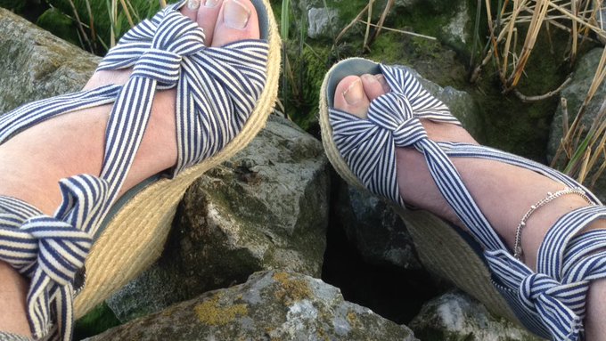 #findom #footworship #paypal #dm https://t.co/Rar5f3MPIy<a href="/tag/findom"class="tags">#findom</a><a href="/tag/footworship"class="tags">#footworship</a><a href="/tag/paypal"class="tags">#paypal</a><a href="/tag/dm"class="tags">#dm</a>