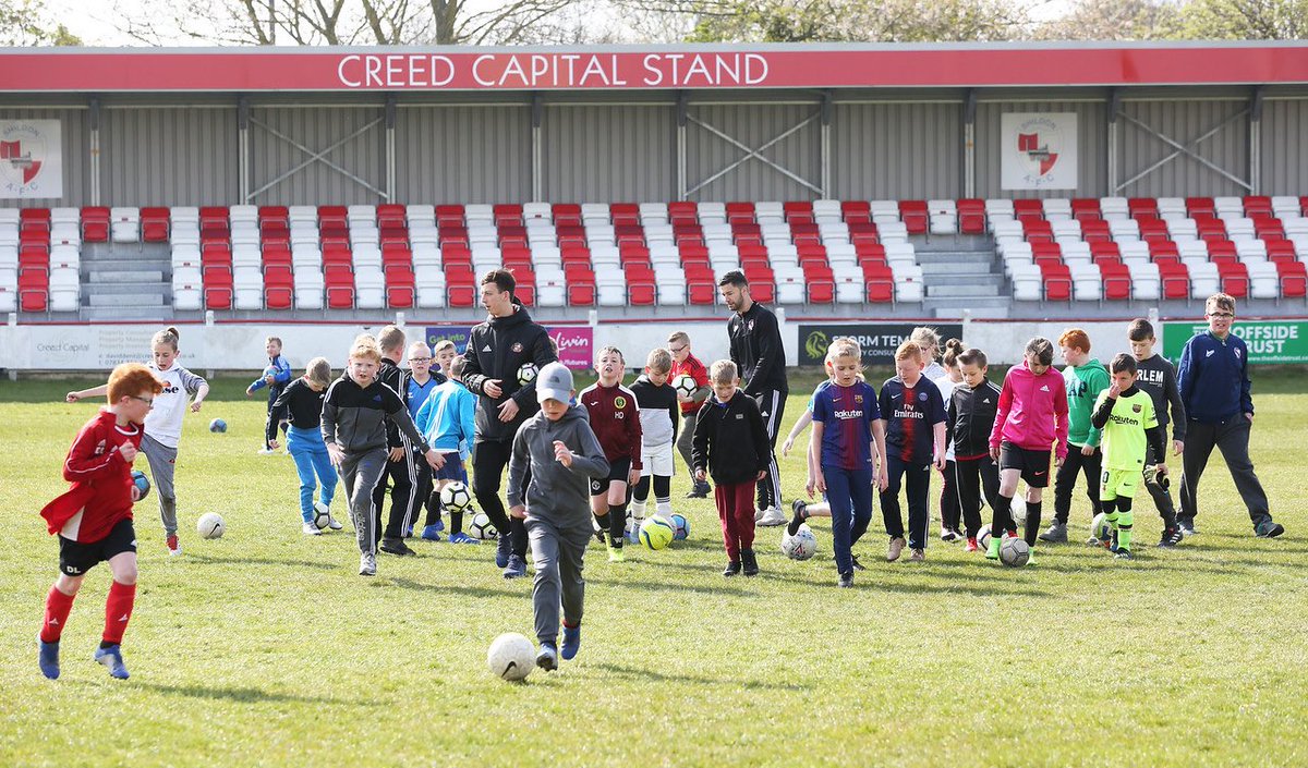 Official_SAFC's tweet photo. A few pictures from a brilliant week with some great boys and girls! Full album to follow next week 😁 📸 wouldn’t have been possible without our amazing partners : @weare_livin @SAFCFoL Salvos Cucina Italian #partnetshipworking #communityclub. View more https://t.co/Er0vpgC0GQ https://t.co/fditwDVX93