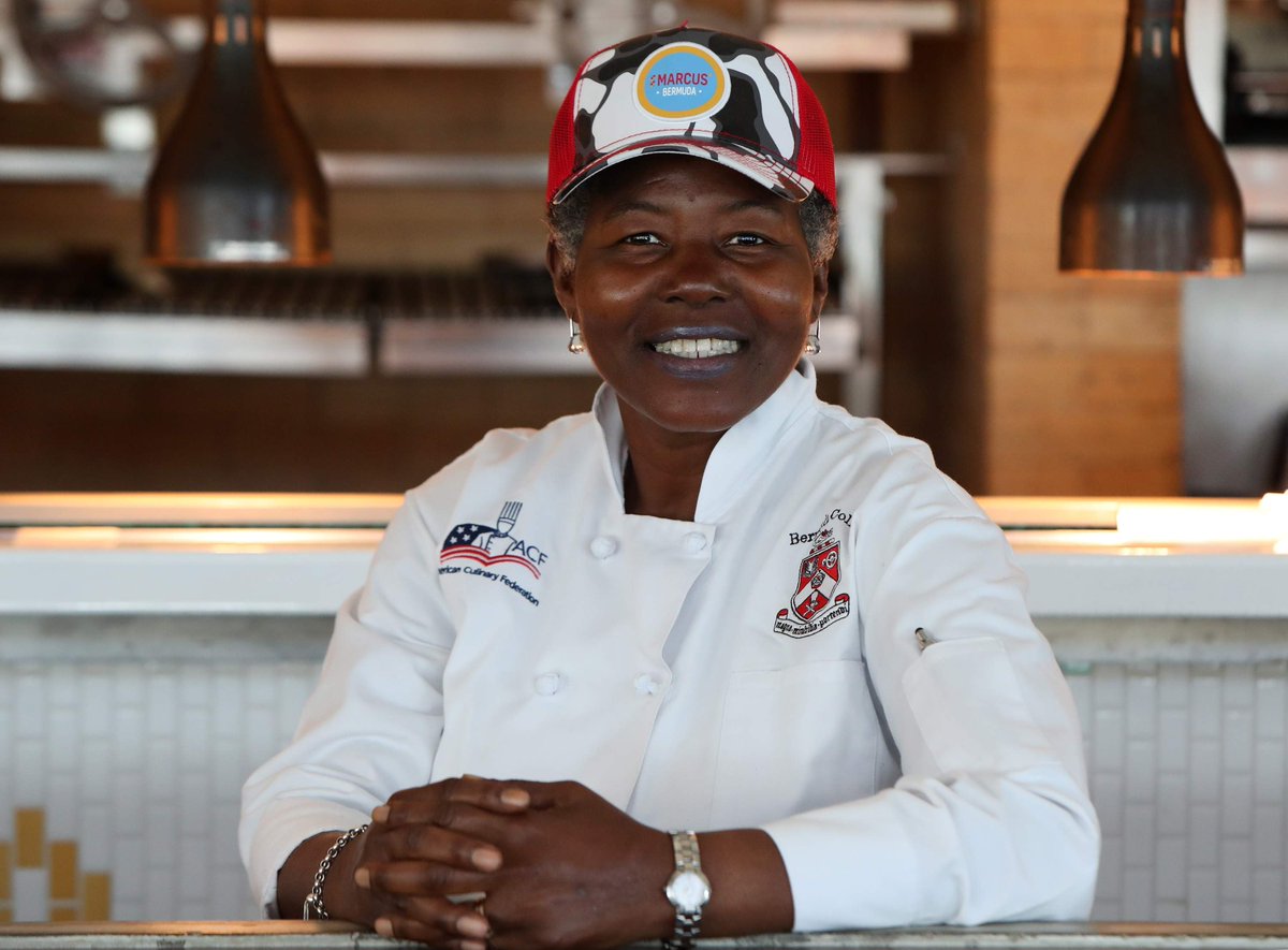 LifestyleRG's tweet photo. She’s a super showstopper

Being made redundant lead Renee Daniels into a new career in the kitchen | @SarahLaganLife | https://t.co/6ctSXUnmzM https://t.co/ixZMtZ54ir