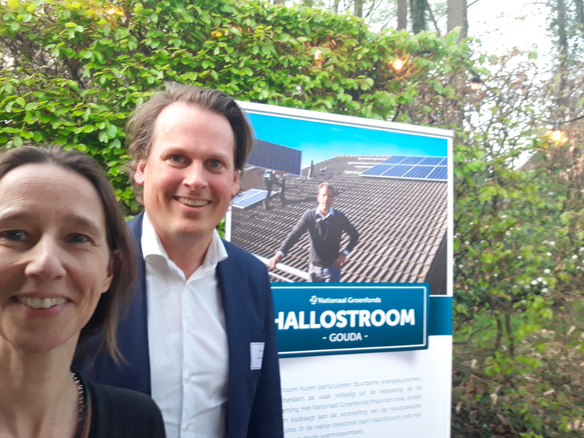 SonjaEijk's tweet photo. My first ever Closing Dinner, met #NationaalGroenfonds. En favoriet project #HalloStroom. https://t.co/edT9nDyL91