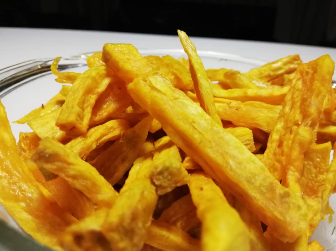 LesleyMacheka's tweet image. Enjoying playing around with #ofsp. Eating mbambaira shouldn&apos;t be boring. #ofspfries #ofspchipsticks #ofspcrisps @princesstafadzw @FManditsera @Cipotato @ndakaripa @panasheila @TondeMatsungo @JMubaiww @Muzhingi_T @CMutimaamba @RuthNgadze @gospelmatondi @ChigovaS