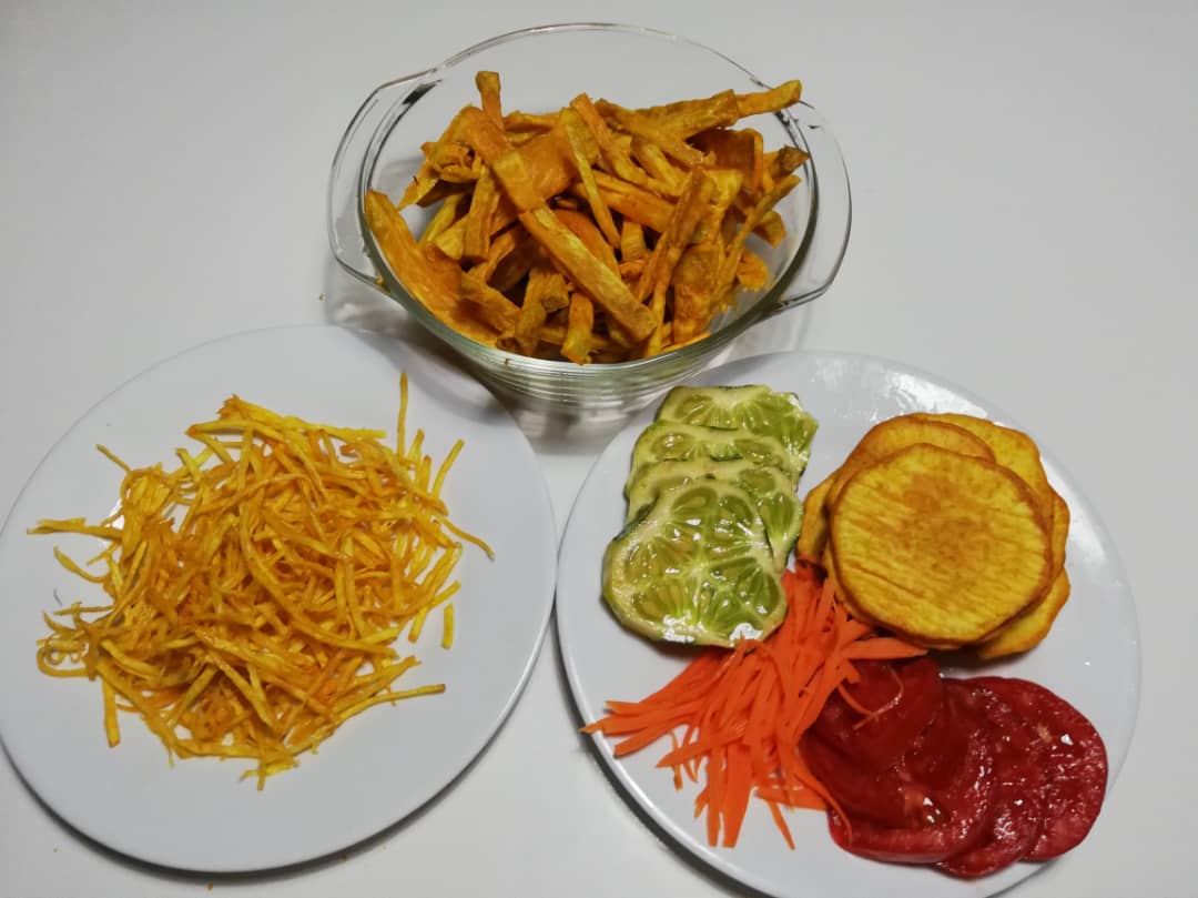 LesleyMacheka's tweet image. Enjoying playing around with #ofsp. Eating mbambaira shouldn&apos;t be boring. #ofspfries #ofspchipsticks #ofspcrisps @princesstafadzw @FManditsera @Cipotato @ndakaripa @panasheila @TondeMatsungo @JMubaiww @Muzhingi_T @CMutimaamba @RuthNgadze @gospelmatondi @ChigovaS