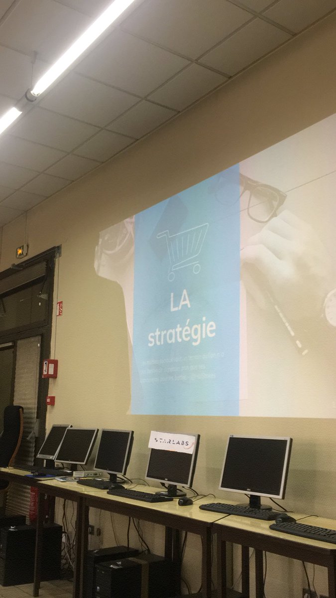 Starlabs_RPF's tweet photo. Les médias sociaux sont un terrain où l’on n’a pas besoin de dépenser plus que ses concurrents pour les battre  #WorkshopStarlabs https://t.co/1334MZaaNF