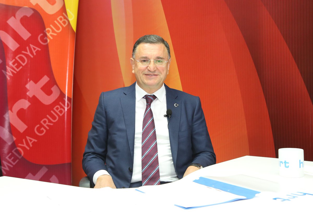 Lütfü Savaş