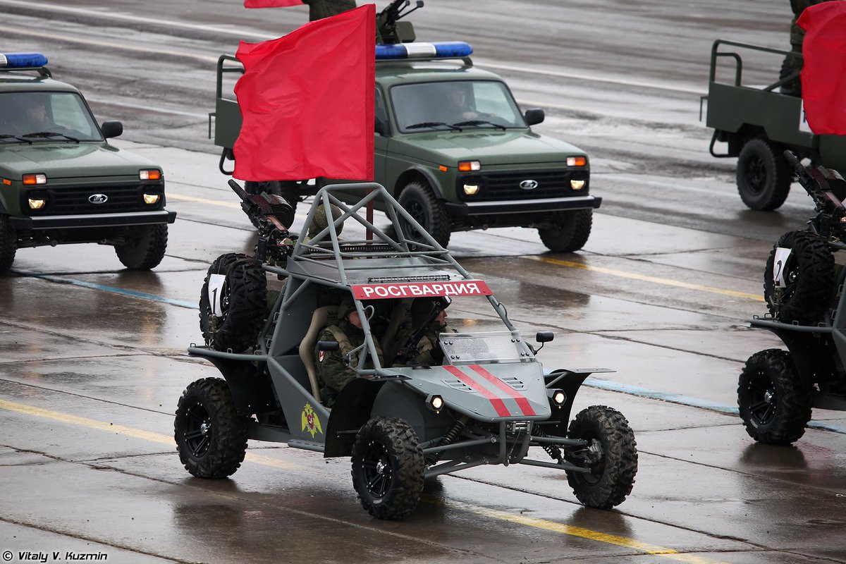 vitalyvk's tweet photo. Багги Чаборз М-3
Light tactical buggy Chaborz M-3
#chaborz #chaborzm3 #buggy #tacticalvehicle #чаборз #чаборзм3 #чечня #военнаятехника #alabino #paraderehearsal #victorydayparade #алабино #репетицияпарада #парадпобеды #росгвардия #rosgvardia #nationalguard #фсвнг https://t.co/OILhFJoyfz