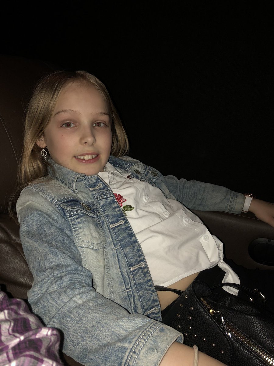 McRind1's tweet photo. Girly cinema trip @ODEONCinemas #dumbo #recline #mayfallasleep #toocomfy https://t.co/Iris7QdcNM