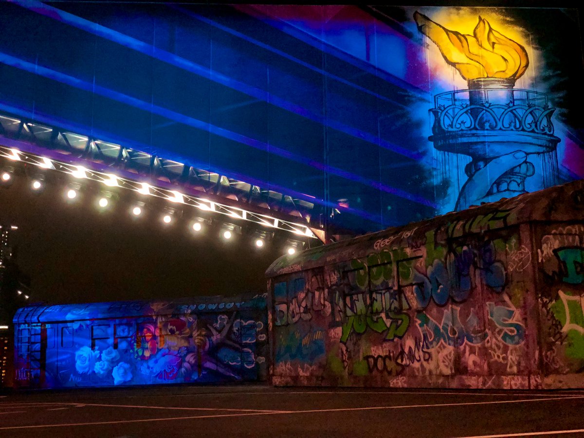 crazyrichjason's tweet photo. A closer look at the stage! #OperaHarbour https://t.co/JULOFCFqmO