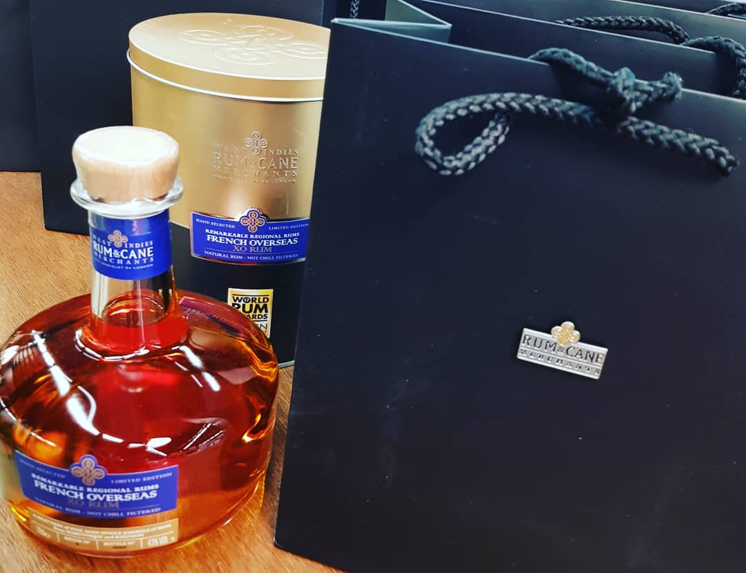 We created a very special goodie bag for <a href="/RhumFestParis/">Rhum Fest Paris</a> A collaboration with friends <a href="/KintyreSmoked/">Kintyre Smokehouse</a> who hot smoked our French Overseas XO Rum - we think a first. #French #Rhum smoked salmon, delicious the flavours are incredible😋🥃🇨🇵🏴󠁧󠁢󠁳󠁣󠁴󠁿 #scottish #salmon