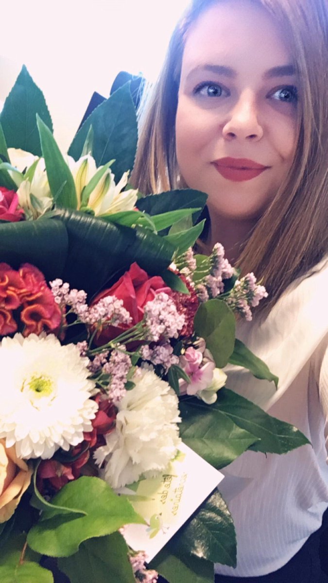 We wish a happy Secretary day to all our customer assistants ! Thanks ladies and gentleman for all the good work you’re doing 👍 #secretaryday