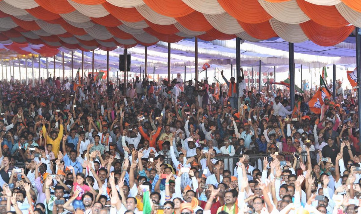 PiyushGoyal's tweet photo. Scenes from PM @NarendraModi ji’s rally in Bagalkot shows how strongly Karnataka is rooting for BJP. #EveryVoteForModi https://t.co/hRXsQg936Q