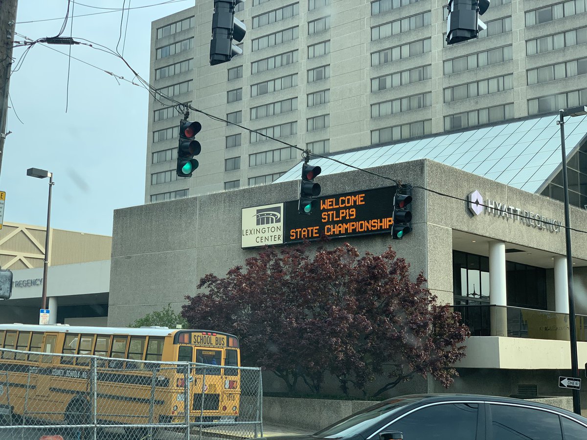 AnnetteLSapp's tweet image. Daviess County is here!  Traffic and all!  Ready to represent! #STLP19 #DCPSKidsFirst