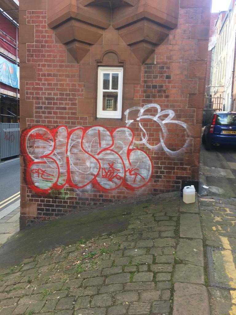 SheffieldBID's tweet photo. Our Clean Team has been hard at work on York Street during the #BIDSpringClean. Whilst the Clean Team remove graffiti for our levy payers all year round, during the Spring Clean we open up their services to non-levy paying businesses too. https://t.co/GOvbPHeRnK