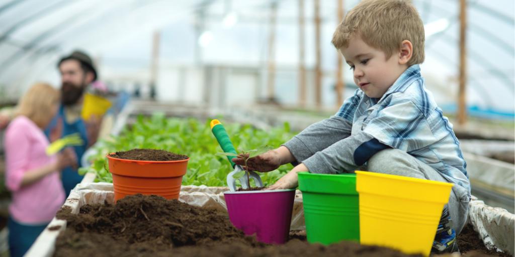 GoodFinanceUK's tweet photo. Looking for #DaysOutWithADifference this #EasterWeekend & the coming Bank Holidays?
Inspired by @SocialEnt_UK's #SocialSummer2018, over the next two weeks we'll be sharing organisations who've taken on social investment & provide brilliant family days out ☀️ https://t.co/59R31FAMSf