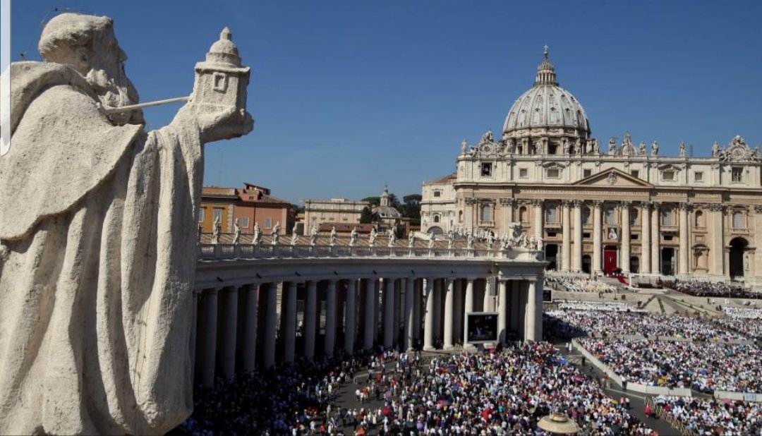 EnFlandes's tweet photo. Aquí os dejo las fotos chavales.
#lameca #elvaticano #elmurodelaslamentaciones #ikeaalcorcon https://t.co/BB7hiHnVfA