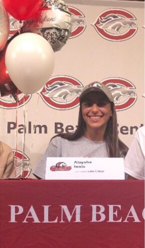 Congrats to Alaysha Iwais on her commitment to Lancaster Bible College to her academic/athletic career. Very proud of you.. 3 Lay.. we SLAY. God has a plan.. keep following 💯🙏🏽💪🏽🏀❤

#Fastbreak #Fam #Alumni #Broncos #Chargers #Blessed