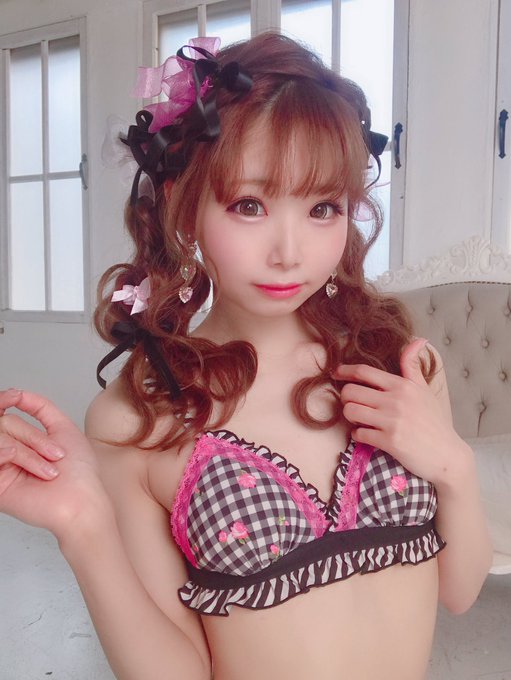 Twitterのコスプレ画像32