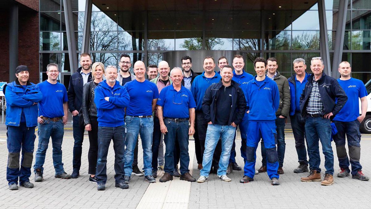 Afgelopen woensdag was het dan zo ver: de laatste werkdag van onze zeer gewaardeerde collega Ed Willms. Maar liefst 34 jaar is hij werkzaam geweest bij Laudy, waarvan een aanzienlijk deel bij het ziekenhuis in Sittard-Geleen. Ed, geniet van je pensioen!