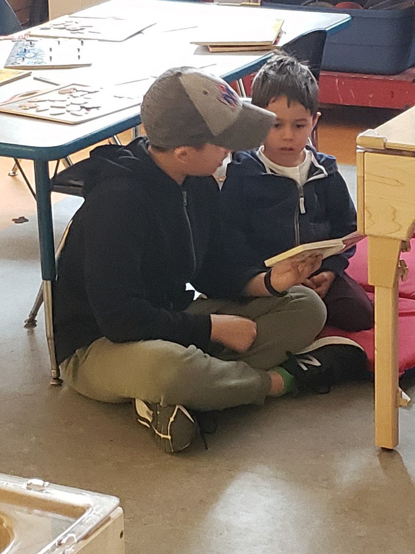 jicslabschool's tweet photo. There are so many benefits for the children who are enrolled in our after school daycare: #selfdirectedplay, #openendedactivity #choices, #multiage #relationships. This Gr 5 boy gave up his recess to spend more time with his friend in Nursery whom he met at daycare. https://t.co/mhZ9Lyo1t2