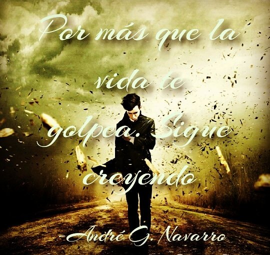 Andregnwrites's tweet photo. Sigue creyendo, apesar que las olas te sigan golpeando. Todo se trata de un gran plan maestro. https://t.co/fOSl64F4dP