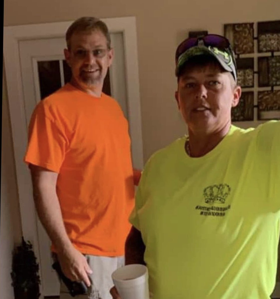 SearchForMeFou1's tweet photo. Look at these 2, David Marshburn and Marsha Ward heading out to search #missingperson Cole Thomas #colestrong while also supporting missing person Donna Kay Cloud with #teamdonnakay t-shirt #searchforme #crime #ThursdayMotivation #theygotthis #bringhomethemissing https://t.co/WxKFr7ayA7