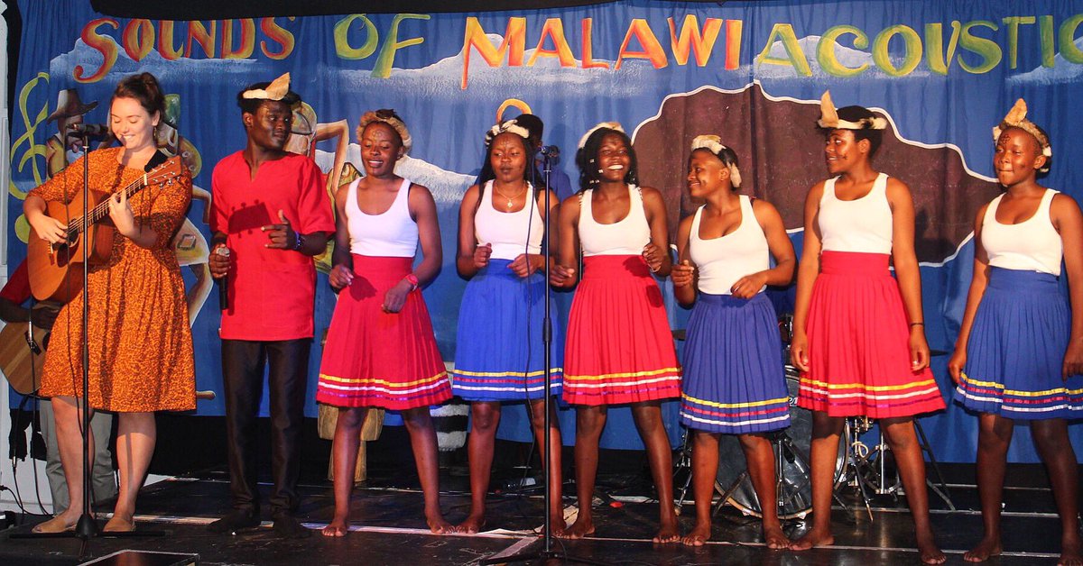 AnnemarieQuinn's tweet photo. #tb to last Thursday with these amazing performers from Jacaranda School for Orphans at #soundsofmalawi 🇲🇼 #music #livemusic #malawi #africa #jacarandaschoolfororphans #blantyre #newmusic #orginal #osadandaula #chitenje #tranditional #guitar #vocals #gig #singersongwriter #choir https://t.co/Mpie1wJgzv
