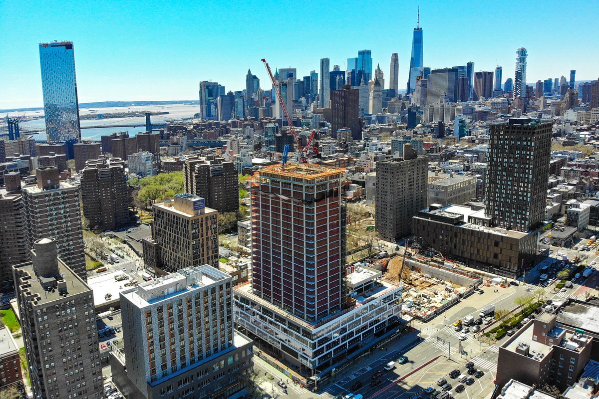 Nickel celebrates another topping out—#EssexCrossing Site 4, our 25-story residential/office tower. Congrats team! #tgnickel #construction #LowerEastSide #NYC