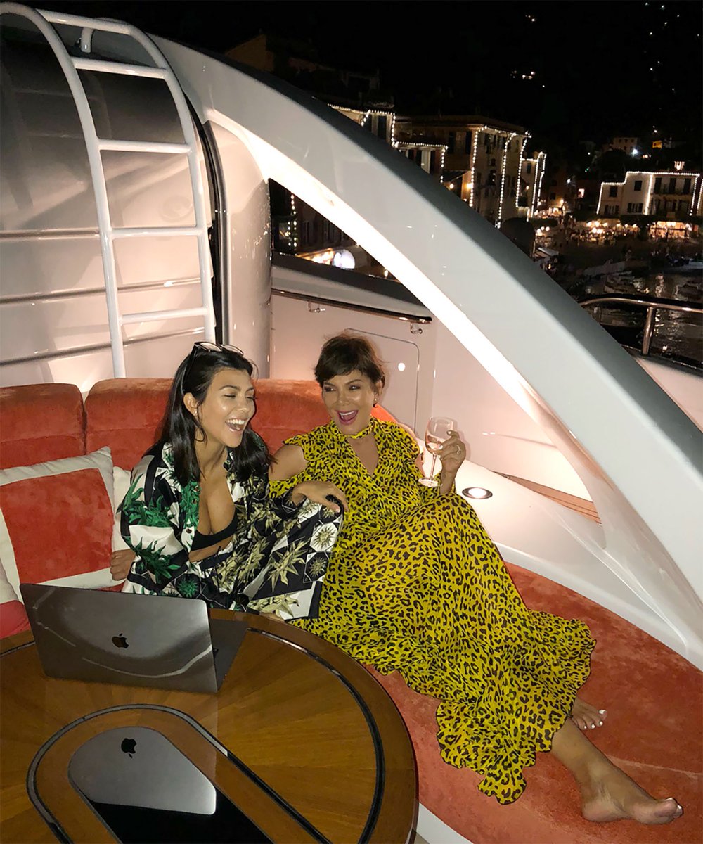 KrisJenner's tweet photo. Happy Birthday Kourtney!!! I can’t believe you are 40!! I love you more than you can ever imagine...you will always be my baby. @kourtneykardash https://t.co/9RdQHA2IVQ