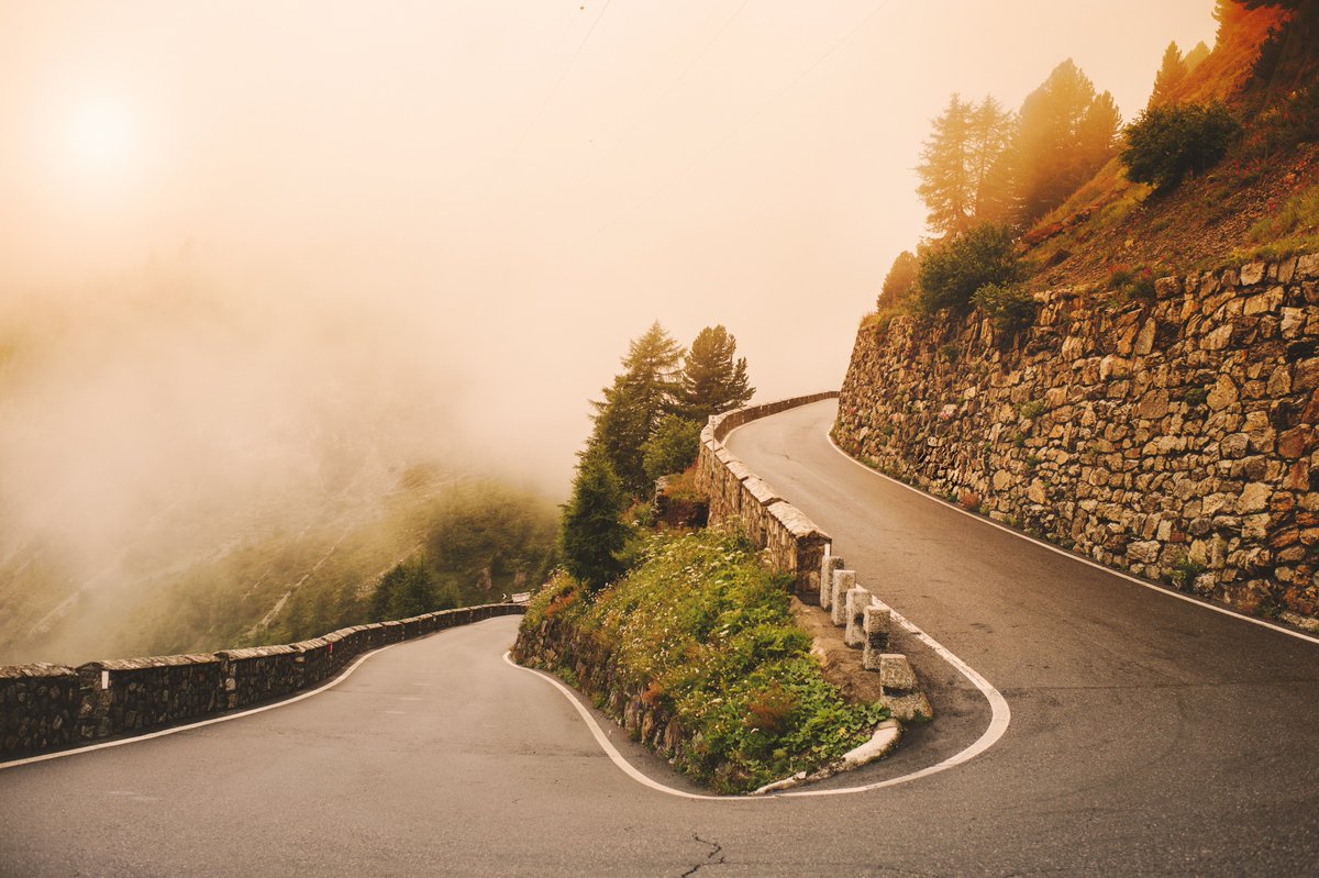 LazyTrips's tweet photo. Summer road trips and mountain passes go together like cheese and wine.
The Stelvio Pass happens to join the country of cheese with the country of wine.
Although Italy does fancy its cheese too.

If you've not been, go this summer. Each of the 75 hairpin turns has a stone marker. https://t.co/I3TgvSyWK0