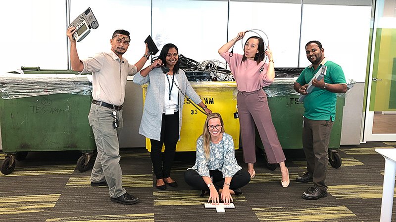 Cisco's tweet photo. #Recycle IT Day is a long-standing Cisco event where employees recycle their end-of-life electronics, allowing 99.5% of materials to be returned to the supply chain: https://t.co/JVbMbGVVxD #EarthAware https://t.co/JhGsQqpvwC