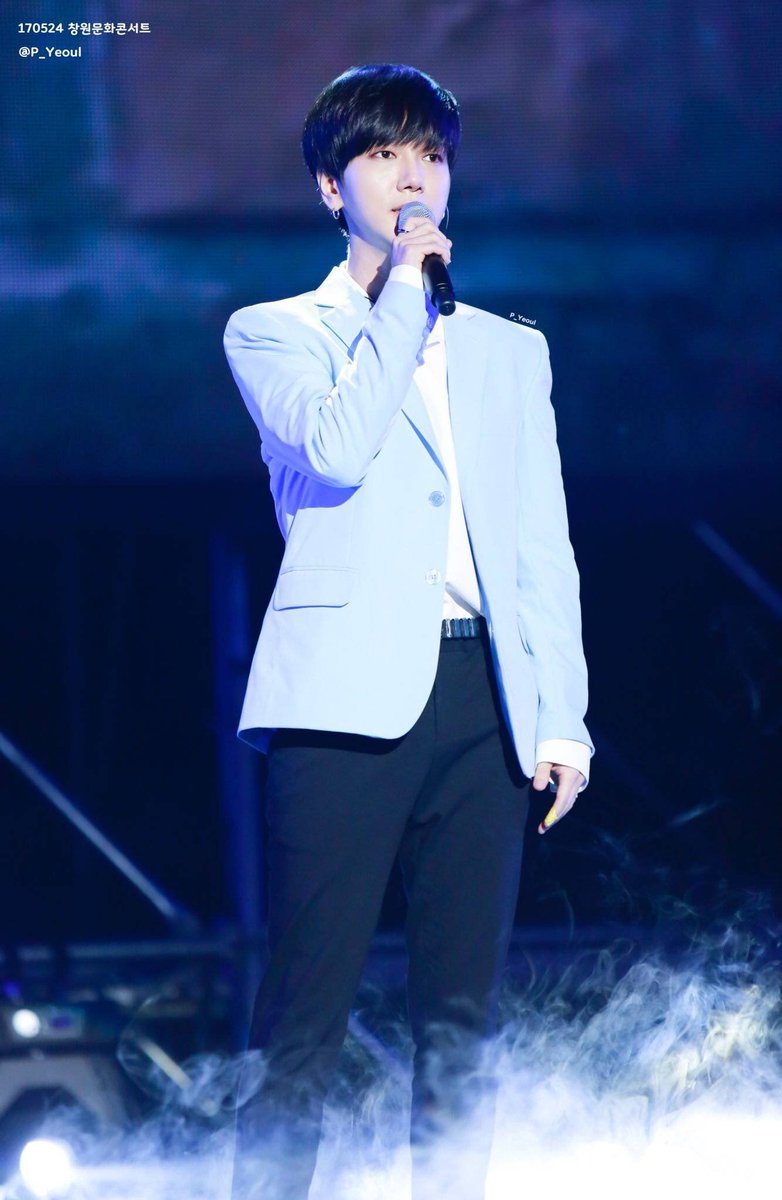 kjwyesung4's tweet photo. You are always shinny in my eyes

Congrats for your 3rd anniversary of debut Yesung oppa

We will stay together in the coming 3 years and 30 years

I am always on Yesung side, without question💙

Cr:logo

#예성아_넌_나의_봄  #BecauseWeLoveYesung
@shfly3424 https://t.co/gs01hVTwRq