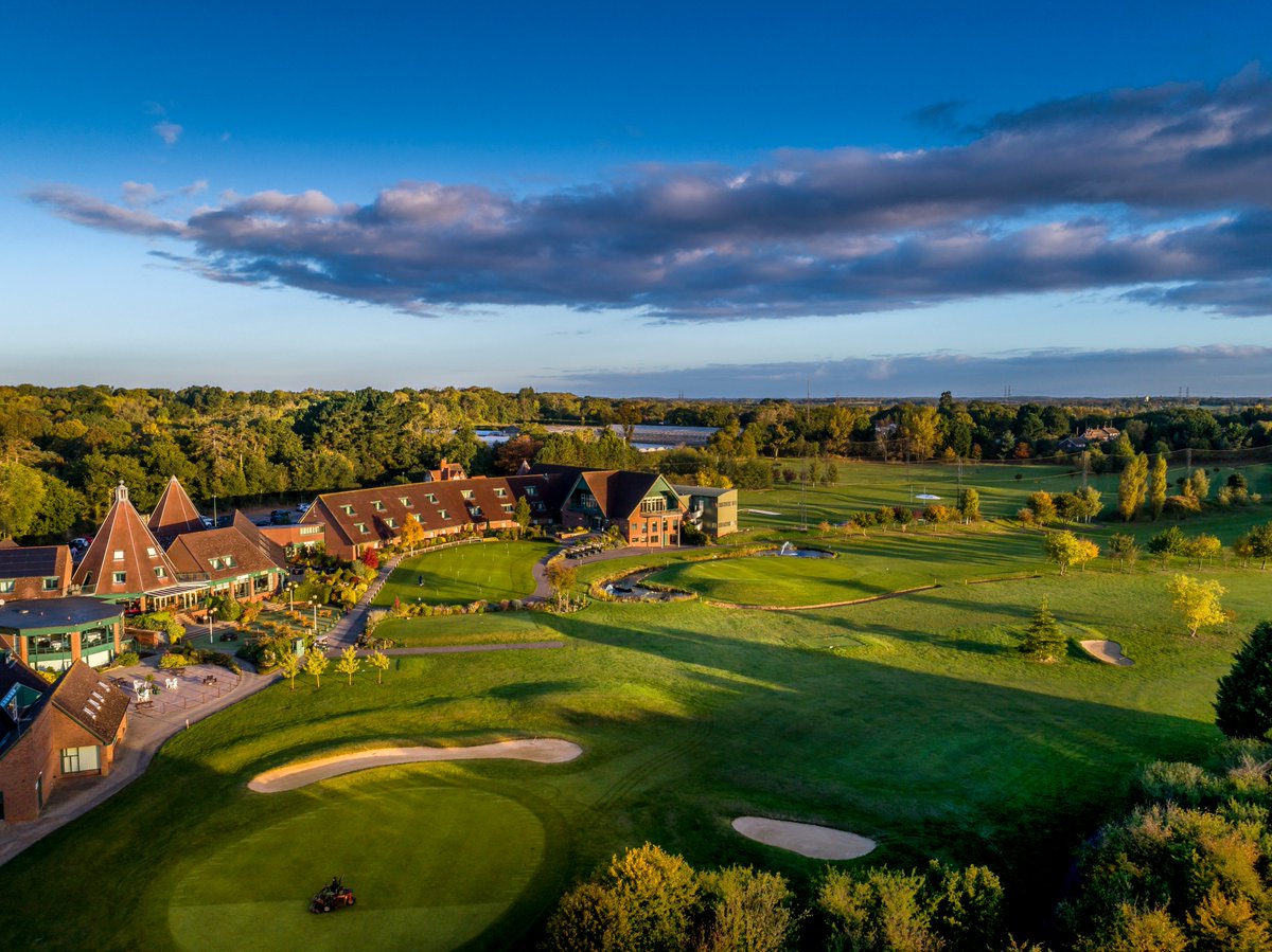 ufford_park's tweet photo. Join us this #EasterWeekend; we have something for the whole family to enjoy... #golf #spa #swimming #congorapids #Suffolk #BankHolidayWeekend https://t.co/w1DofX8hVe