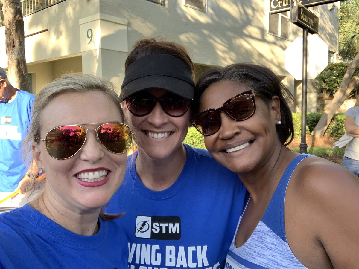 AdkinsStacey's tweet photo. Giving back with the Lightning! #tblightning #gobolts #tbbolts #letfreedomcoinrings https://t.co/FU4sDtopjW
