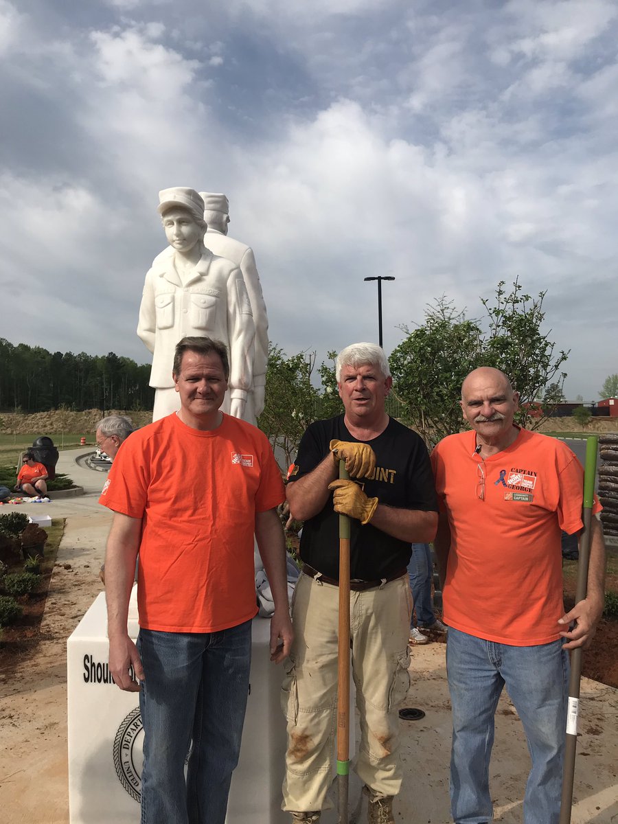 THD8413Prodesk's tweet photo. Team Depot knocking it out of the park! Homeless Veterans Memorial Canton Ga. What an AWESOME display of Team Work. Thank you all for volunteering your time for our Veterans #THD145 https://t.co/jFzXmc8k8v