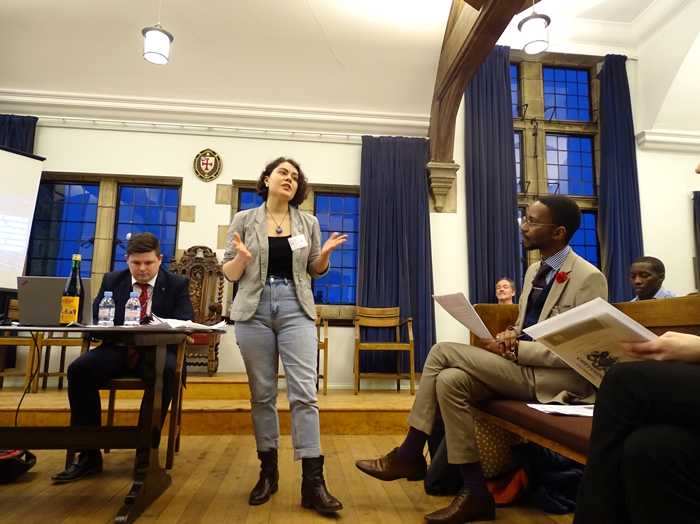 CheveningFCDO's tweet photo. Today #Facebook bans groups spreading hate. This was the topic of our recent #CheveningDebate at @Durham_Uni: 'Should social media firms be held accountable for harmful content shared on their platforms?'
@BariaParizad summarises: https://t.co/nUl0nycmU4
What do you think? https://t.co/7jsXdfrs66