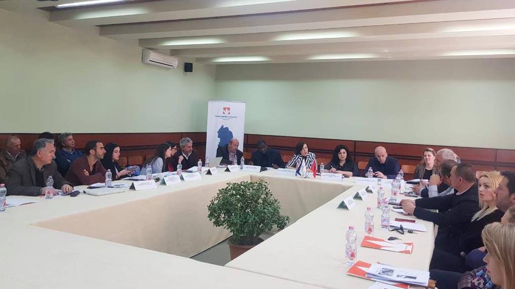 FILA_Interreg's tweet photo. 3rd workshop of #livinglabs in Korça with #innovation actors for an #interactive &amp; #participatory model of #knowledgetransfer based on EIP-AGRI. Attended by Pacôme Eyenga from EIP-AGRI, @CIHEAM Bari @investinalbania public institutions, universities, TTO, farmers, NGOs, SMEs https://t.co/CfXx6L0JBn