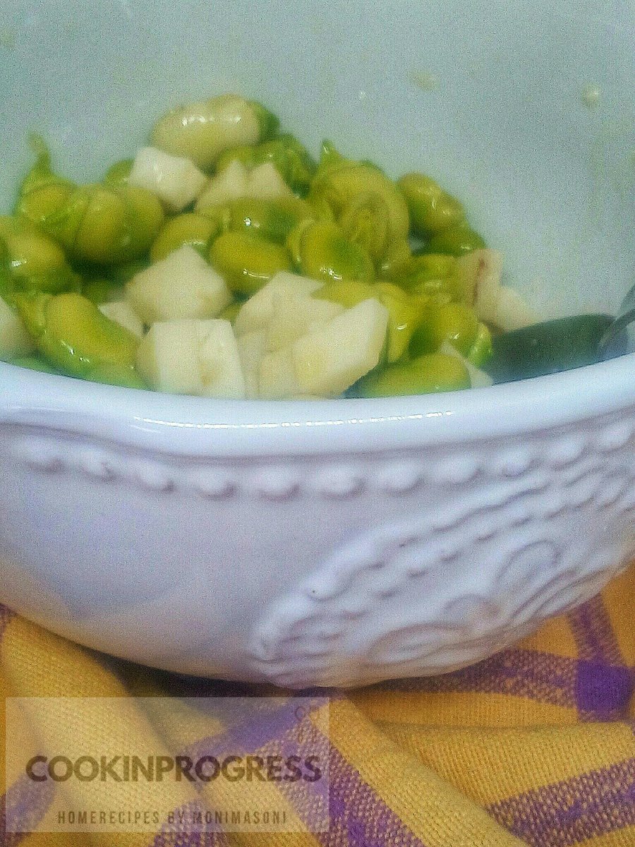 monimasoni's tweet photo. Dopo un piatto di carne come l'agnello, suggerisco un antipasto vegetariano come l'insalata di fave e pecorino. A tavola, come nella vita, è bello mescolare. Su #cookinprogress @GialloZafferano ➡➡ linkinbio, #cucina #18April #menu #pasqua https://t.co/4ZpefexoYt