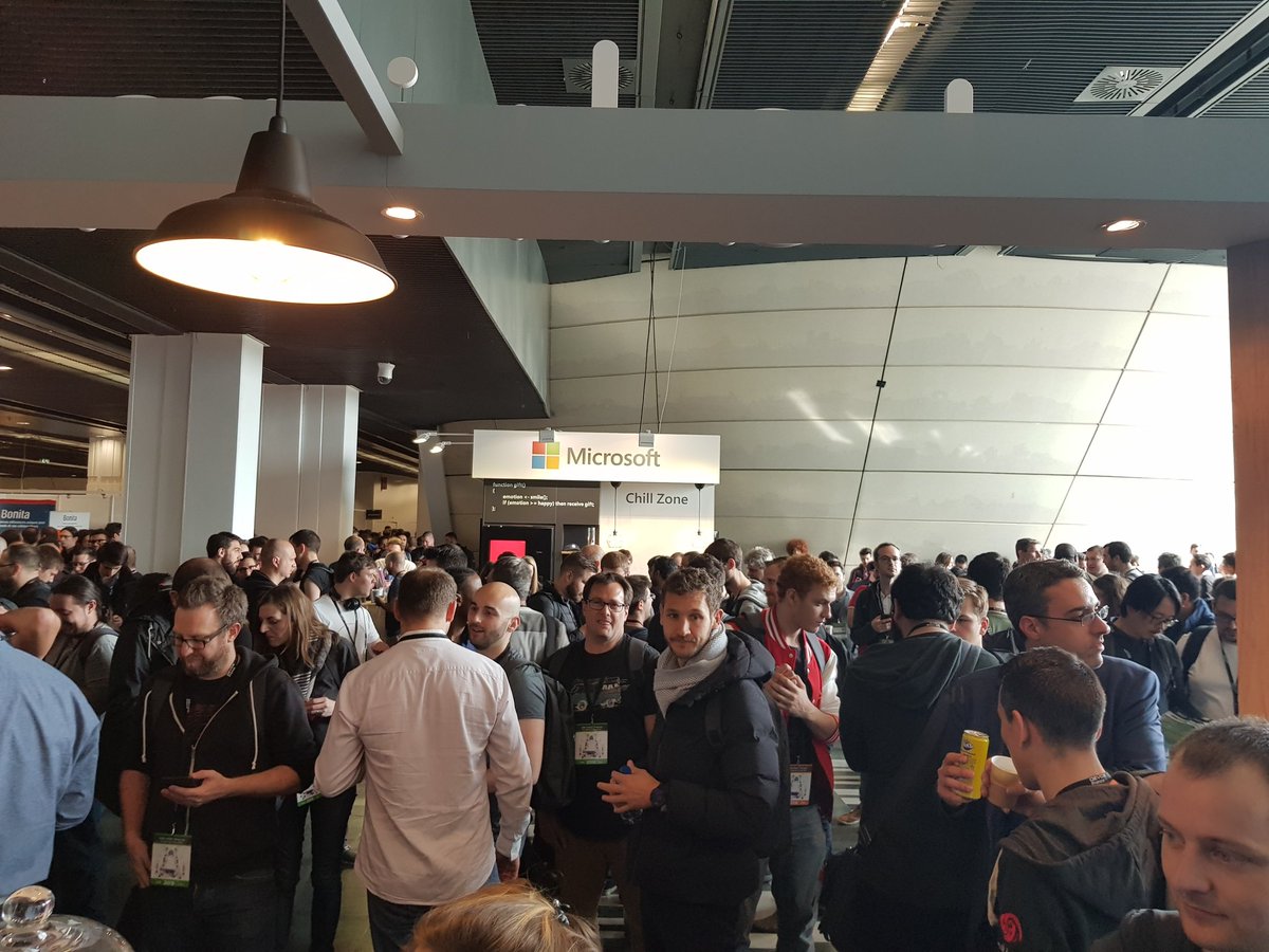 takimafr's tweet photo. #DevoxxFR : Tirage au sort dans quelques minutes , soyez prêt(e)s !!

#event #tech #devoxx #TakiTombola https://t.co/7bANj4Sv5N