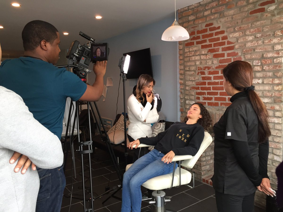 #TBT to our amazing March 1st photo shoot, featuring our organic threading and NEW Wink product––Brow Quad! Don’t forget to check out winkbrowbar.com to find your perfect shade.
#winkbrowquad #beautyproducts #photoshoot #hardworkpaysoff  #teamwink #winkbrowbar