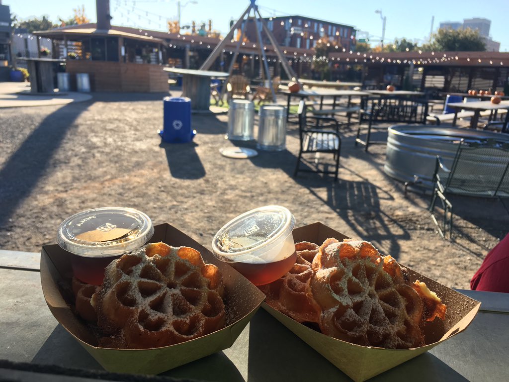 CooknItUpFood's tweet photo. Join us tonight for drinks, food, adorable dogs and patio weather! We will be at @bleugarten from 5-9pm! #waffles #foodtruck #gartening #beer #cheers #dogs #okcfoodtruck #callafoodtruck #chicken #gyro #philly #icecream #tacos https://t.co/Zu8SgLtyhW