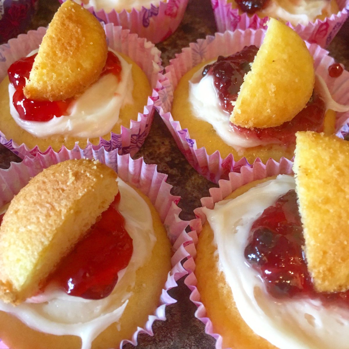 Tablefood_co's tweet image. Afternoon tea treats. #yum #lemoncupcakes #oreotruffles #cakewaffles #inclusivefood #goodfoodbringspeopletogether #afternoontreats #table #nifood #outsidecatering #madetoorder #belfast #northernireland #belfasthour
