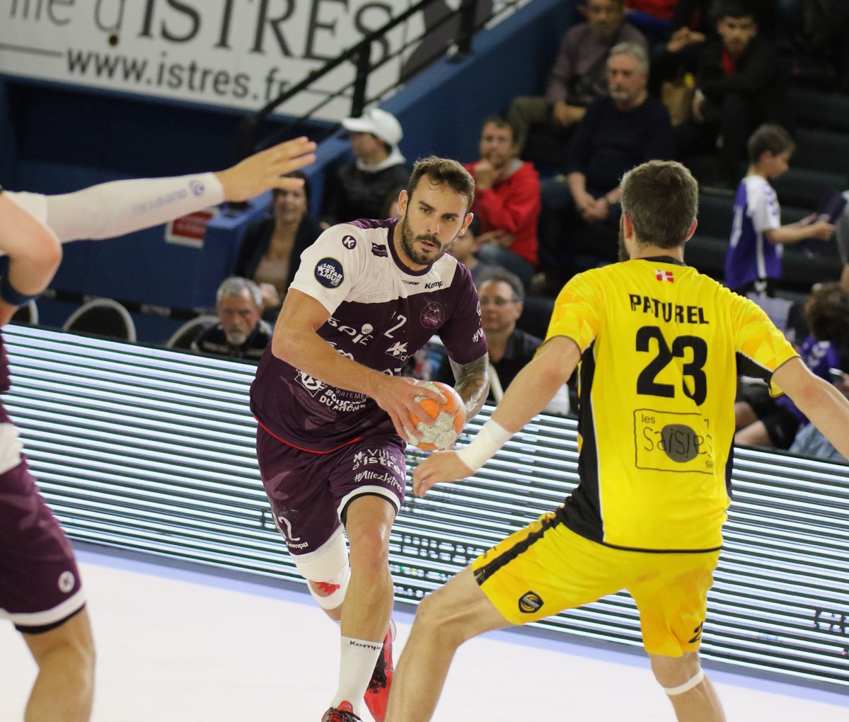 #PRESENTATION #J21 @LidlStarligue
➡️ L'état de fraicheur du groupe
➡️ Les clés du match
➡️ Sa forme actuelle
Cette semaine c'est <a href="/TheoDerot/">Derot</a> qui nous présente les enjeux de la rencontre 🆚 <a href="/TremblayHB/">Tremblay Handball</a> 
#AllezIstres 💜💜 #CoeurIstreen
LIRE LA SUITE >> istreshandball.com/actualites/201…