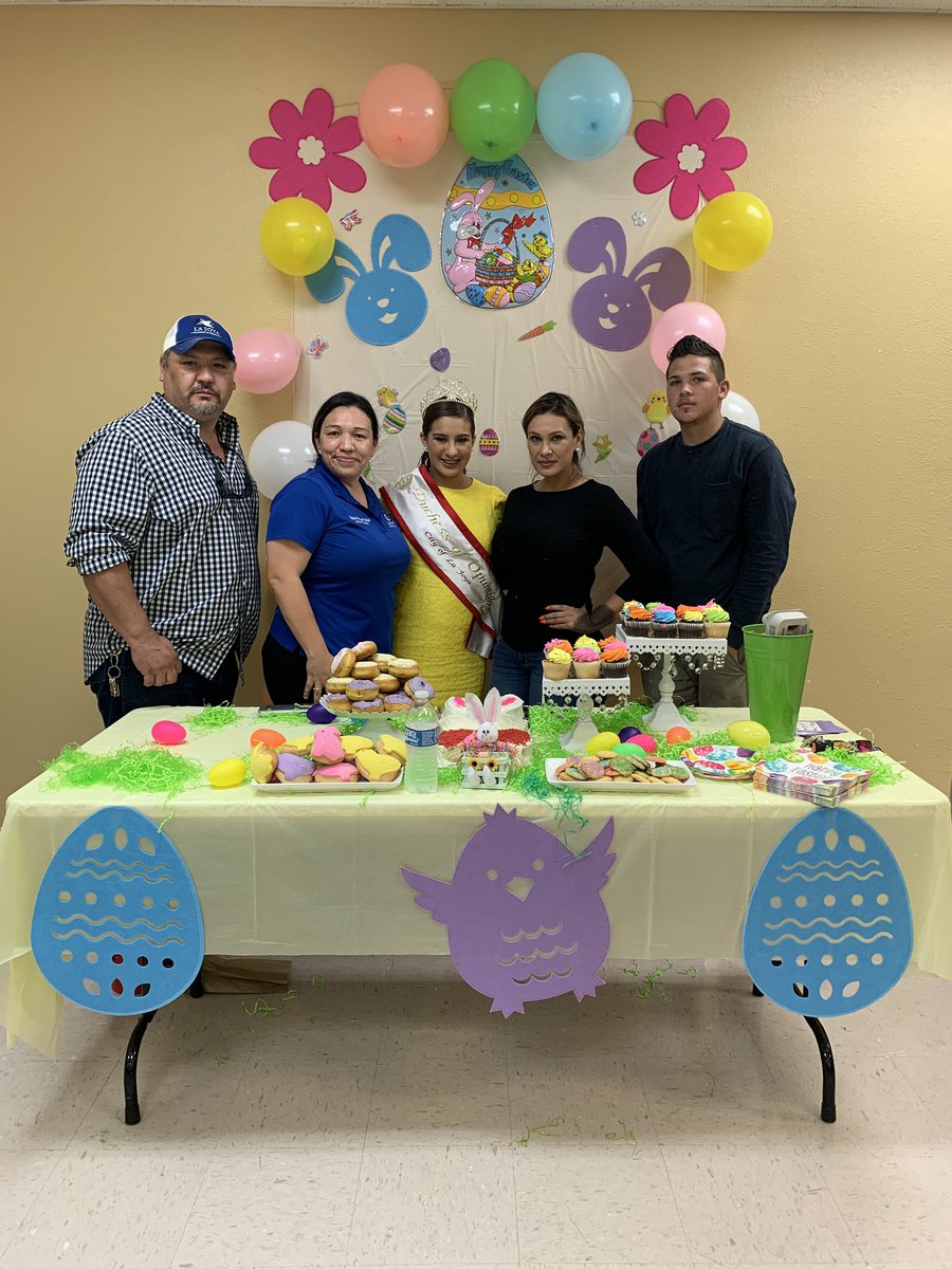 housing_la's tweet photo. 🎉🧁🐇🐣Amazing turnout at our 1st Easter Party at La Joya Housing Authority🎉🧁🐇🐣 Thank you to all the sponsors that made this possible, Solis Insurance, RGV Read and Feed, Sister &amp; Brother’s Speech Therapy and our amazing staff🙏❤️ https://t.co/EJIZ4LMlPh