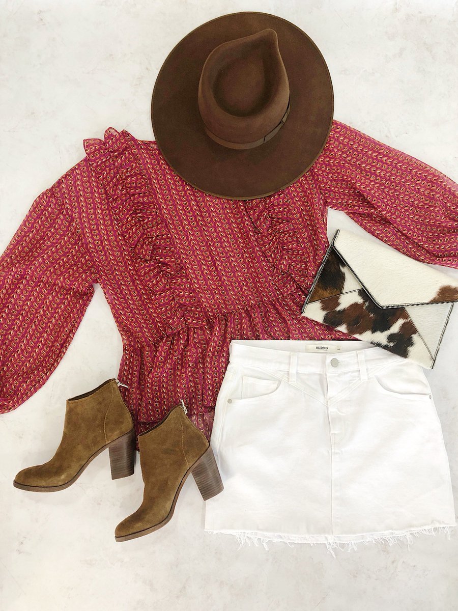 shopjackie's tweet photo. Channeling the inner Coachella-goer in us! These pieces work together so nicely to create a boho look. Where are our boho girls? https://t.co/kmLV6Kk52C