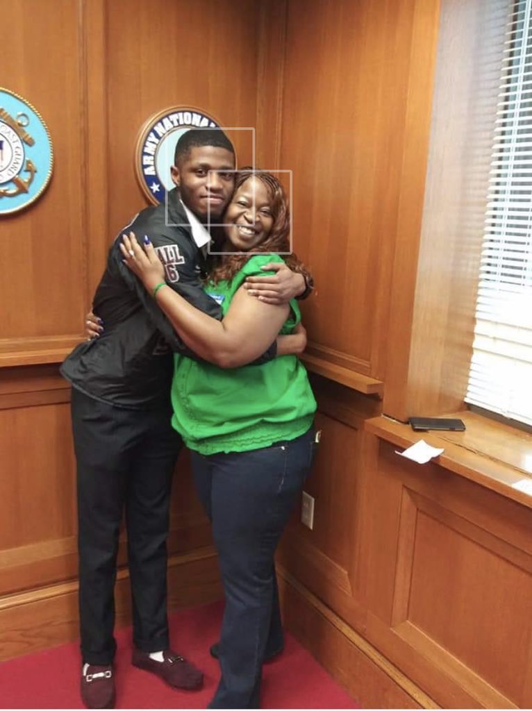 My mama has pulled a miracle by the Grace of God and she is almost clear to come home, but before she can be realeased she a Heart Vest which is 500$, and currently my StepFather is not fortunate enough to pay. I ask if anyone would like to help out his cashapp is $WarrenJoubert