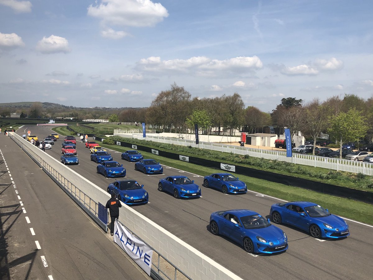 Alpines. Lots of Alpines. #LaPisteBleue