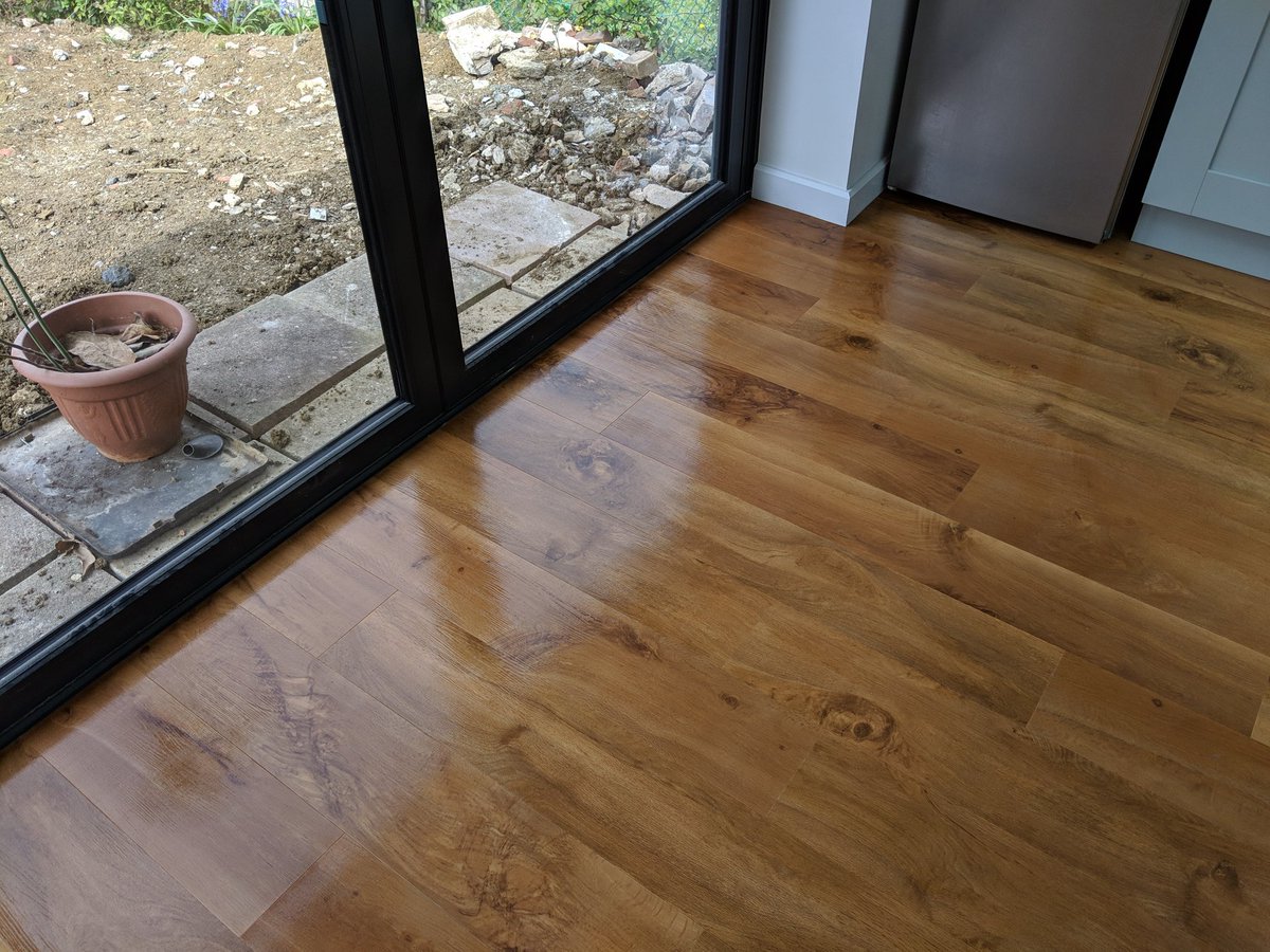 BowFlooring's tweet photo. @NBF_LTD @KarndeanFloors @karndeanUK  @UzinLtd lovely looking floor uzin prep products and glue's 👍 https://t.co/dptfMSJ6gw