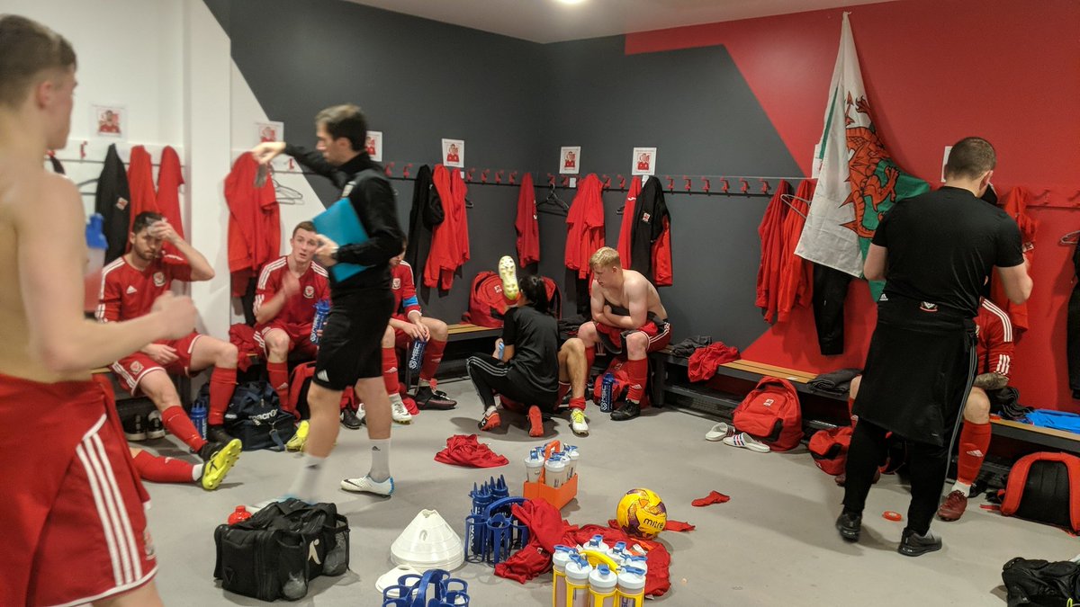 Halftime: Both teams go in leverl at the half-time.
#TeamWales 
#TogetherStronger  ,